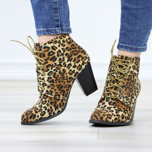 Leopard Lace-Up Block Cone High Heeled Ankle Boots Synthetic Suede Rounded Toe - Picture 9 of 10